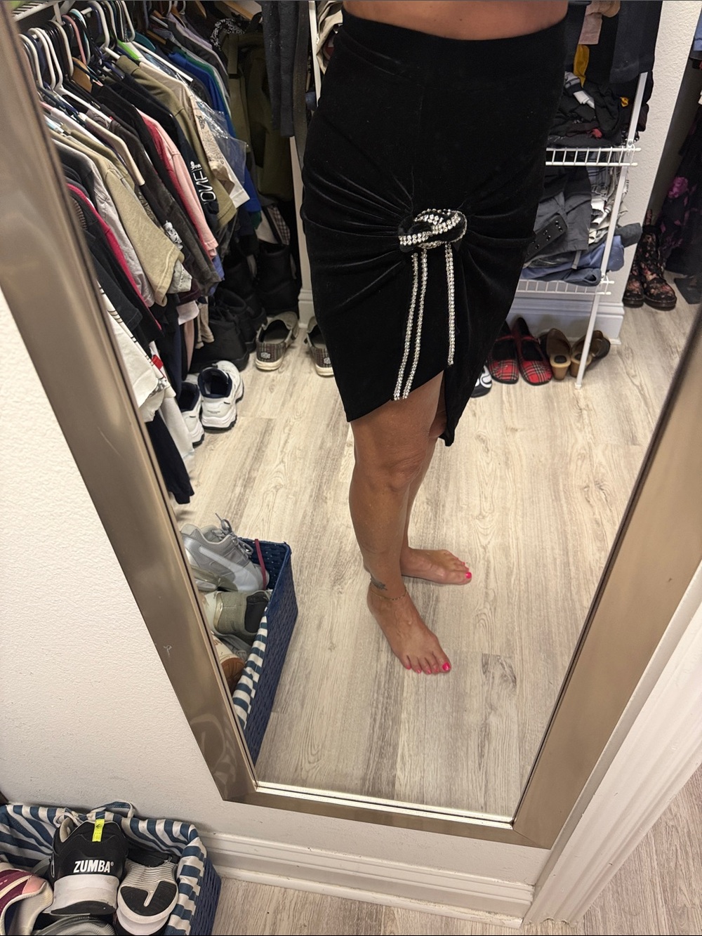 Venus Elegant Black Velvet Skirt with Rhinestone Detailing M
